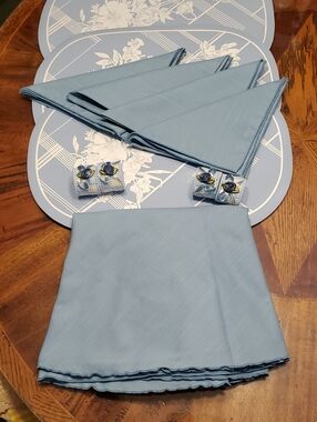 Vintage Country Blue Table Setting Set